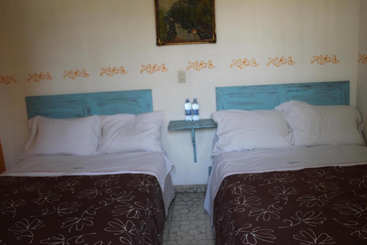 Hotel Posada Chamacuero Comonfort Luaran gambar
