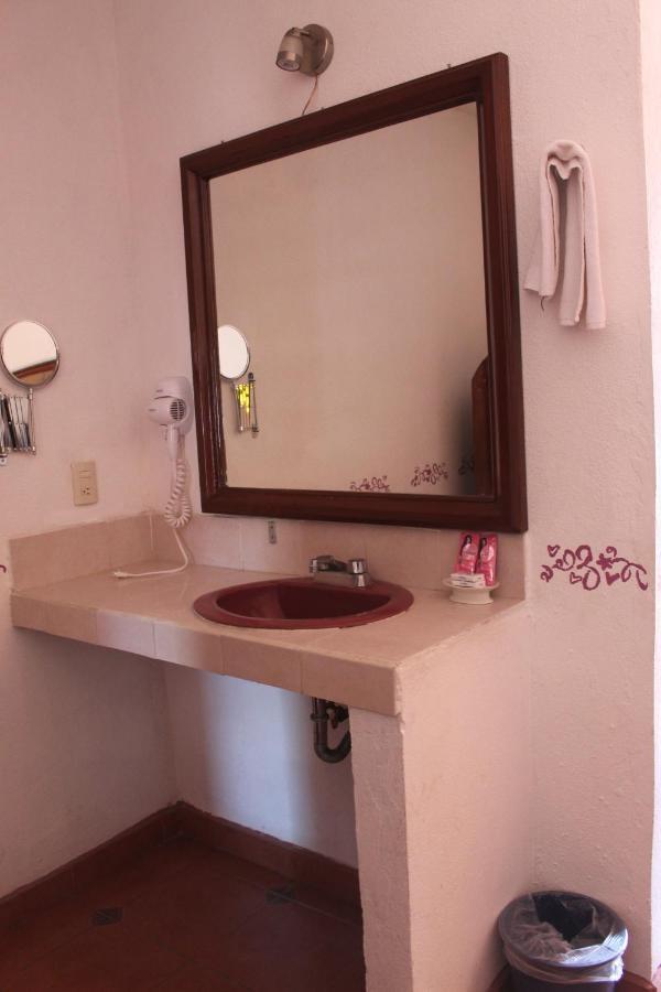 Hotel Posada Chamacuero Comonfort Luaran gambar