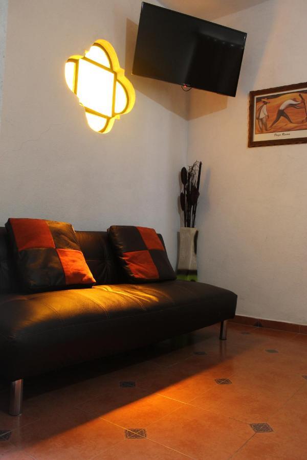 Hotel Posada Chamacuero Comonfort Luaran gambar