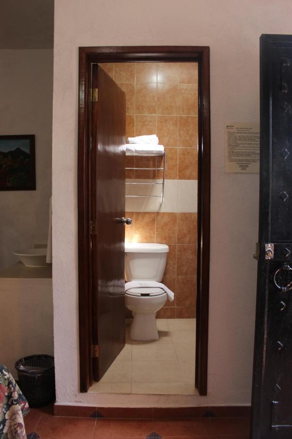 Hotel Posada Chamacuero Comonfort Luaran gambar